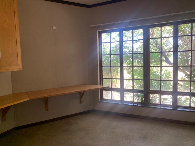 5 Bedroom Property for Sale in Wilkoppies North West